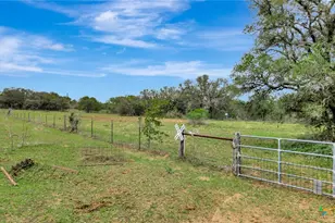 16297 State Hwy 111, Yoakum, TX 77995 - Photo 44