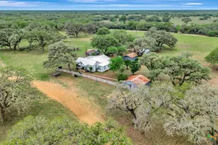 16297 State Hwy 111, Yoakum, TX 77995 - Photo 22