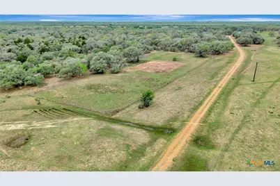 16297 State Highway 111, Yoakum, TX 77995 - Photo 46