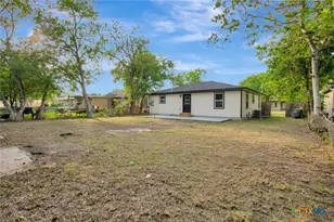 2005 Navidad St, Victoria, TX 77901 - Photo 34