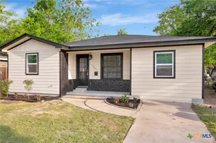 2005 Navidad St, Victoria, TX 77901 - Photo 1