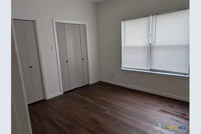 1221 W Hopkins Street #13, San Marcos, TX 78666 - Photo 4
