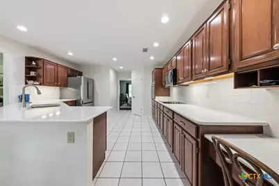 51 Hunters Point Drive, New Braunfels, TX 78132 - Photo 14