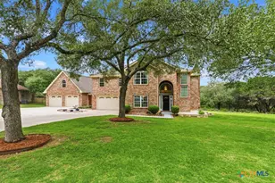 51 Hunters Pt Dr, New Braunfels, TX 78132 - Photo 1
