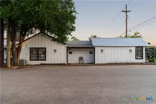 209 S Main St, Salado, TX 76571 - Photo 4