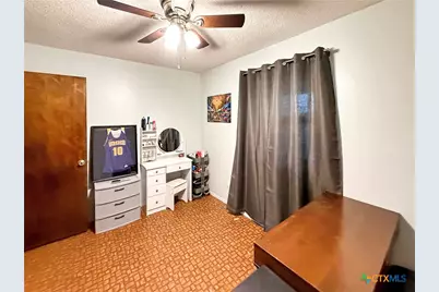 821 S Mill Street, Flatonia, TX 78941 - Photo 12