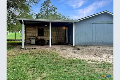 821 S Mill Street, Flatonia, TX 78941 - Photo 16