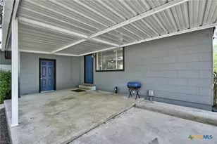 284 Lake Forest, Canyon Lake, TX 78133 - Photo 2