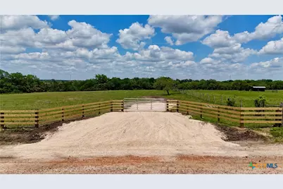 1048 Muehr Road, Weimar, TX 78962 - Photo 4