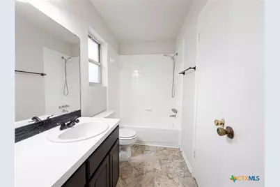 203 W Hogan Drive, Copperas Cove, TX 76522 - Photo 6
