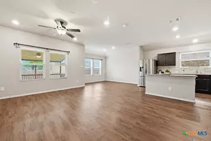3157 Pinecone Cove, New Braunfels, TX 78130 - Photo 6