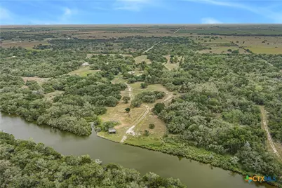 3042 County Road 452, Palacios, TX 77465 - Photo 6