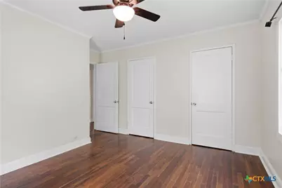 1605 E Mistletoe Avenue, Victoria, TX 77901 - Photo 18