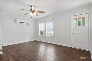 1605 E Mistletoe Ave, Victoria, TX 77901 - Photo 6