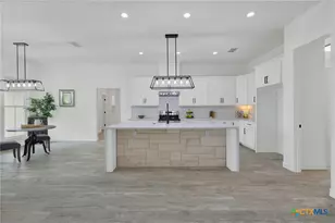 110 Lake Village Rd, Seguin, TX 78155 - Photo 12
