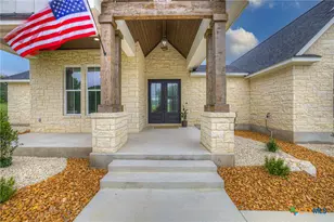 110 Lake Village Rd, Seguin, TX 78155 - Photo 2