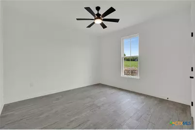 110 Lake Village Road, Seguin, TX 78155 - Photo 32