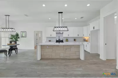 110 Lake Village Road, Seguin, TX 78155 - Photo 12
