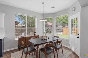 828 Fair Ln, New Braunfels, TX 78130 - Photo 16