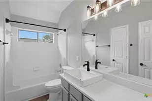 828 Fair Ln, New Braunfels, TX 78130 - Photo 30