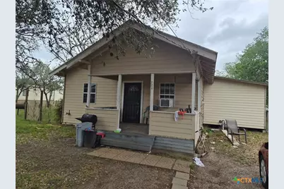 706 Mathew, Yoakum, TX 77995 - Photo 1