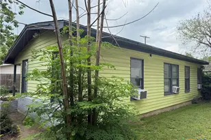 1604 E Mistletoe Ave, Victoria, TX 77901 - Photo 16