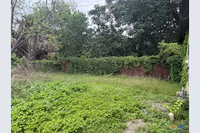 1604 E Mistletoe Avenue, Victoria, TX 77901 - Photo 18