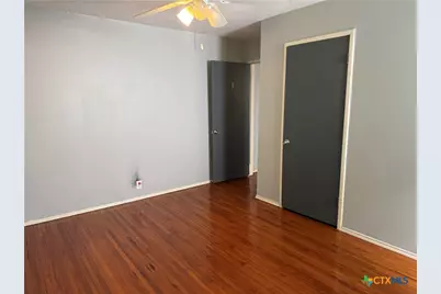 1604 E Mistletoe Avenue, Victoria, TX 77901 - Photo 8