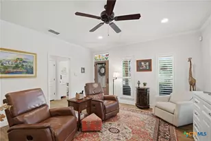1454 Janets Way, New Braunfels, TX 78130 - Photo 8