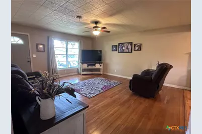 1214 Macarthur, Cuero, TX 77954 - Photo 8