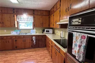1214 Macarthur, Cuero, TX 77954 - Photo 10