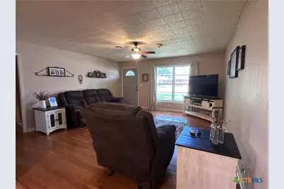 1214 Macarthur, Cuero, TX 77954 - Photo 12