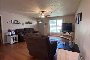 1214 Macarthur, Cuero, TX 77954 - Photo 12
