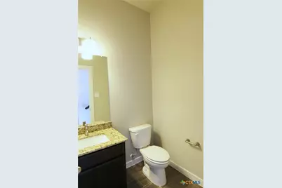 382 Creekside Curve, New Braunfels, TX 78130 - Photo 18