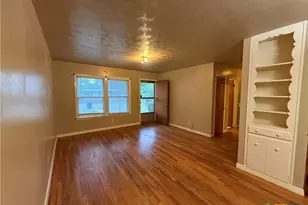 555 N Union Ave, New Braunfels, TX 78130 - Photo 8