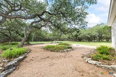 25887 Lewis Ranch Road, New Braunfels, TX 78132 - Photo 36