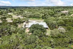 25887 Lewis Ranch Rd, New Braunfels, TX 78132 - Photo 42