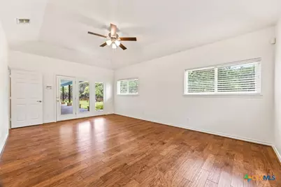 25887 Lewis Ranch Road, New Braunfels, TX 78132 - Photo 20
