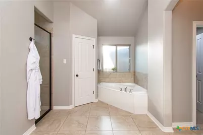8401 Split Trail Cove, Temple, TX 76502 - Photo 16