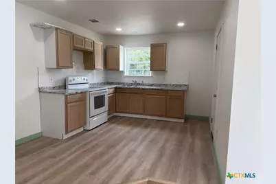1702 E Heritage Avenue, Temple, TX 76501 - Photo 1