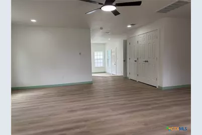 1702 E Heritage Avenue, Temple, TX 76501 - Photo 2