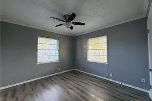113 Bonham St, Port Lavaca, TX 77979 - Photo 16