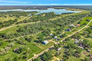 180 Colake Dr, Victoria, TX 77905 - Photo 26