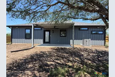 209 Haller Street, Yoakum, TX 77995 - Photo 2