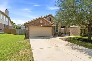 343 Cylamen, New Braunfels, TX 78132 - Photo 2