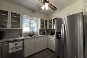 2221 McPherson Dr, Port Lavaca, TX 77979 - Photo 12