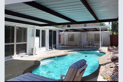 2221 McPherson Drive, Port Lavaca, TX 77979 - Photo 4