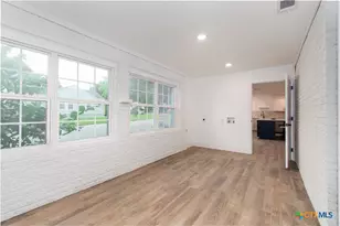 1602 S 13th St, Temple, TX 76504 - Photo 22