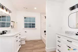 1602 S 13th St, Temple, TX 76504 - Photo 10