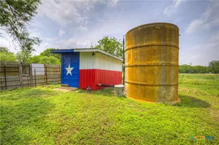 236 Shady Ln, Seguin, TX 78155 - Photo 32